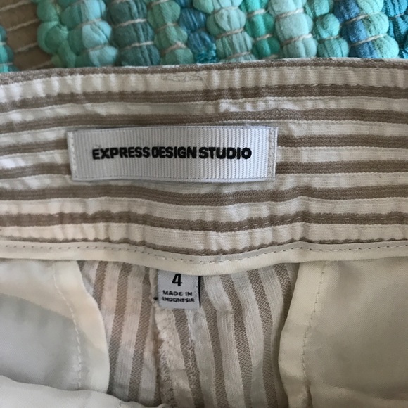 Gently used seer sucker shorts - Picture 2 of 2